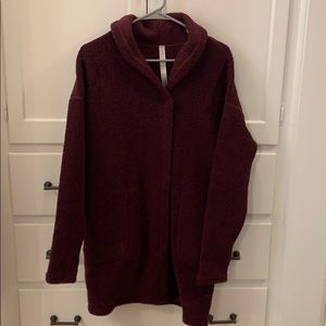 Lululemon teddy maroon wrap